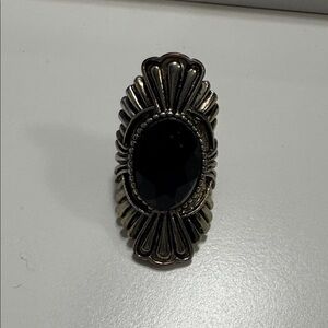 Elegant Black Stone Silver Ring